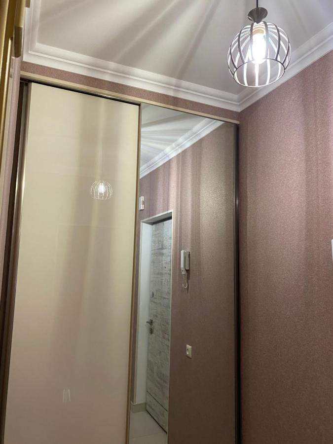 Уютная Квартира Со Всеми Удобствами Jerevan Buitenkant foto